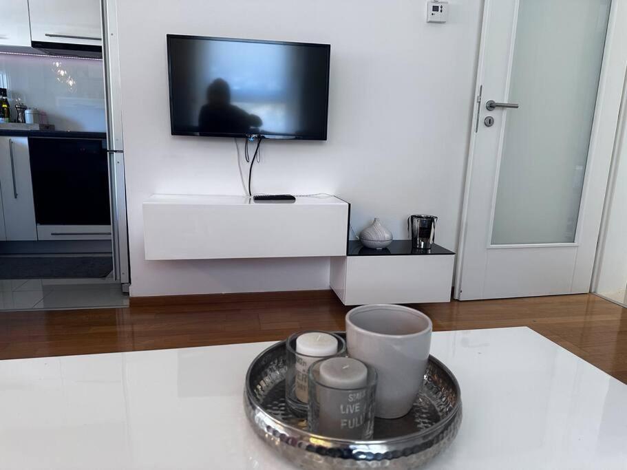 Apartman Pionirska Dolina SJJ Buitenkant foto